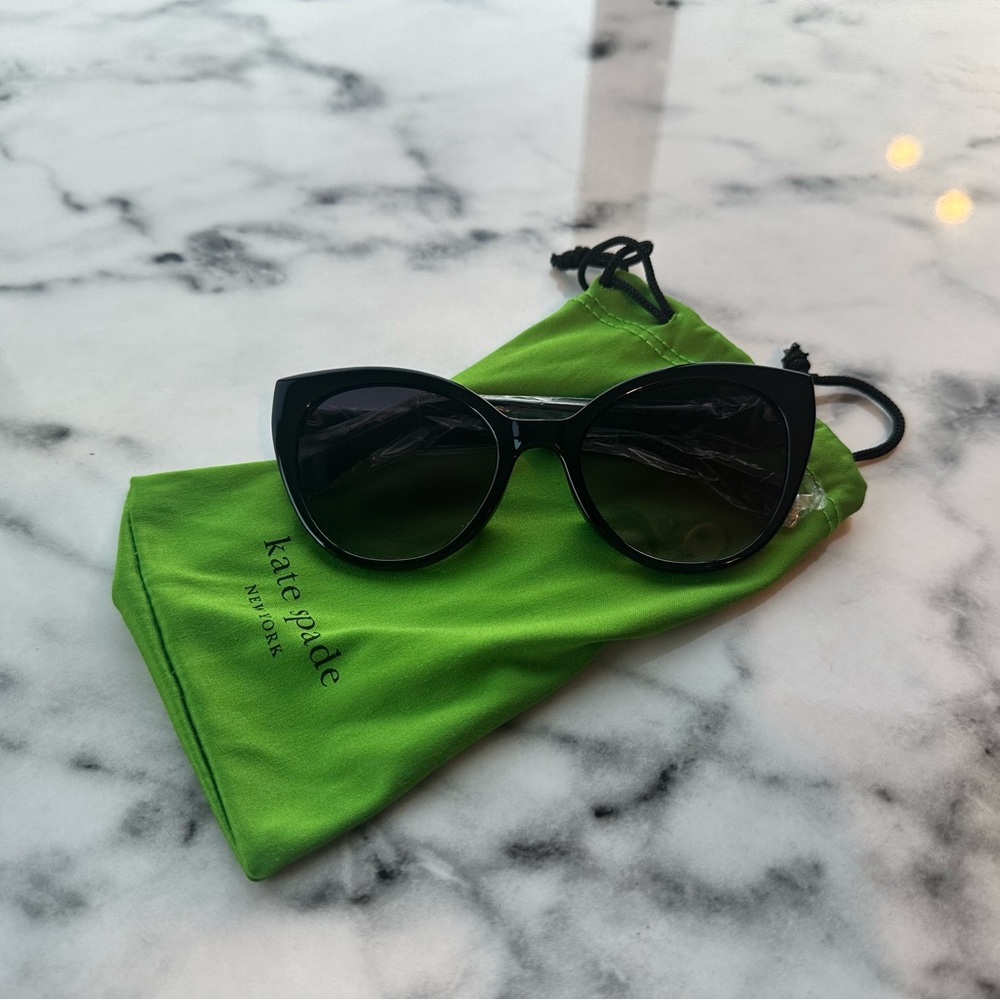 Kate Spade Black Sunglasses with Green Pouch